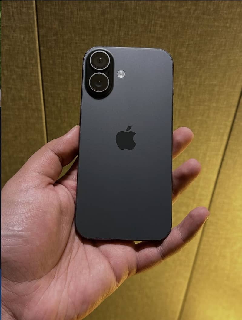 Apple iPhone 17 2