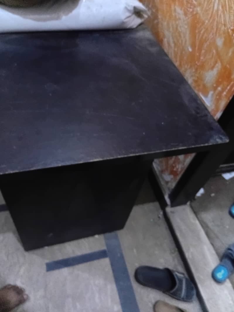 Office table 1