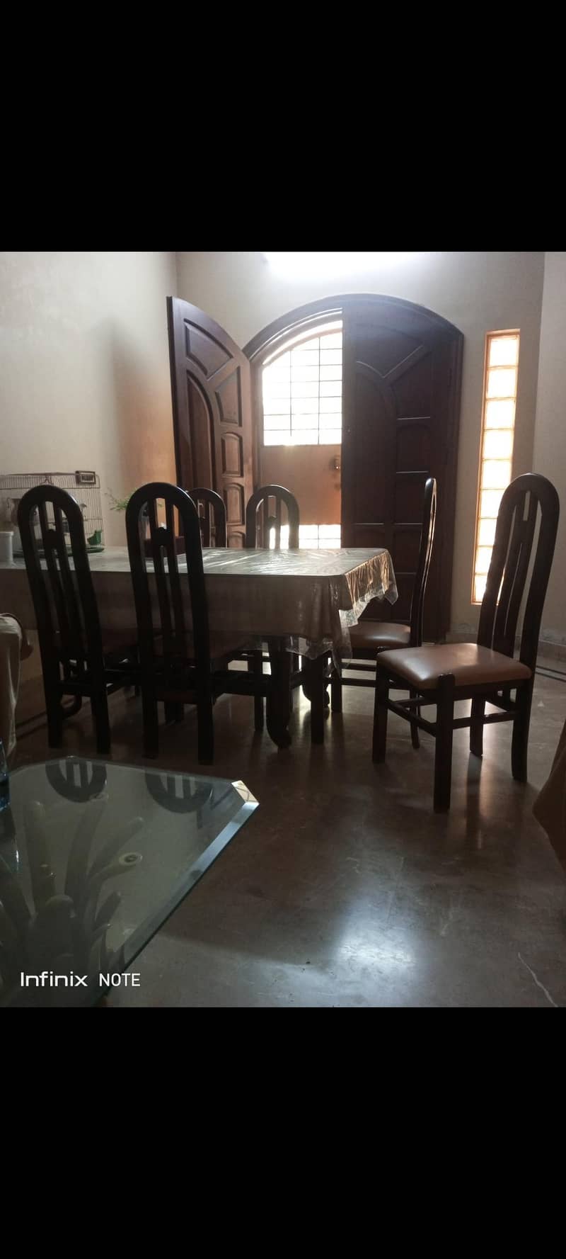 Dinning table 0