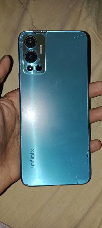 Infinix Hot 12