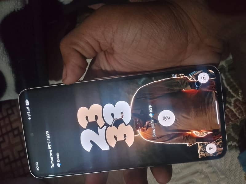 Google Pixel 8 1