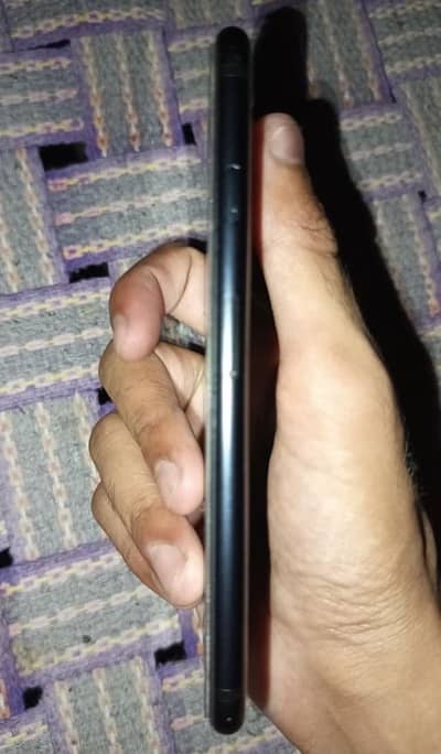 Apple iPhone SE