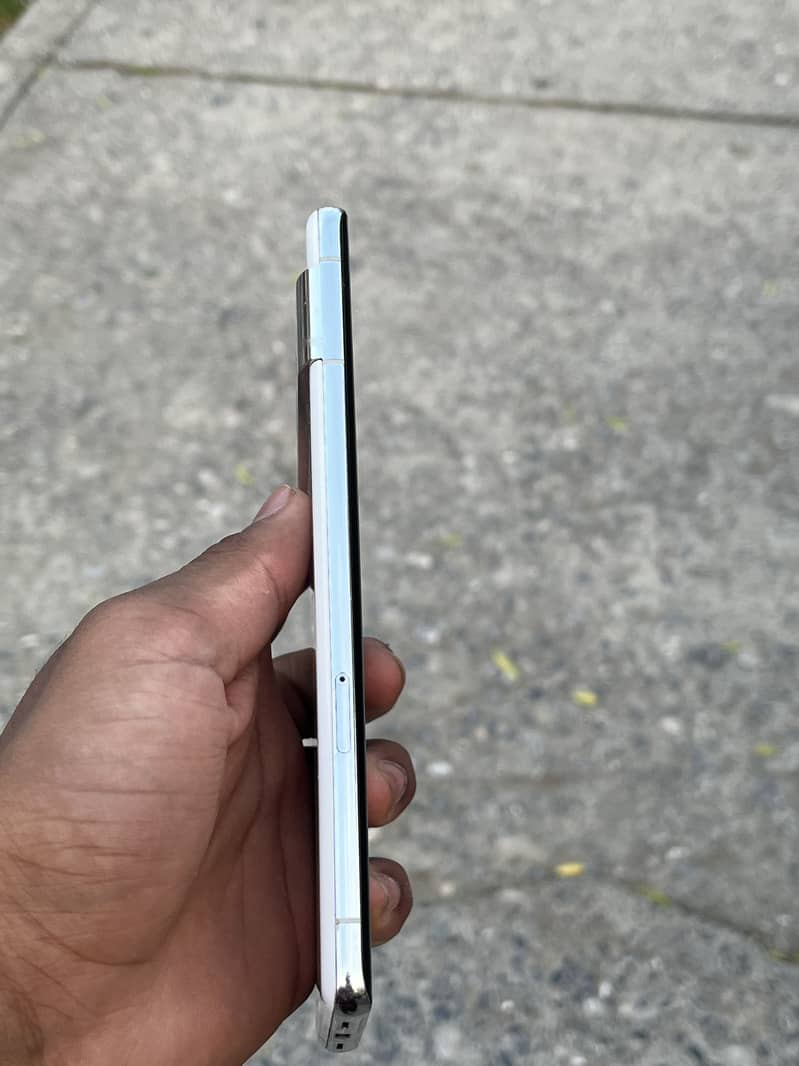 GOOGLE PIXEL 7 pro 3