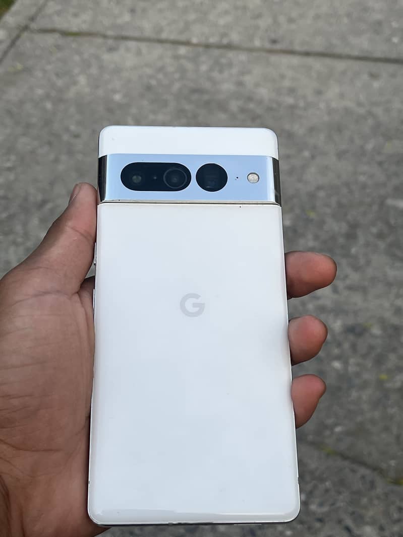 GOOGLE PIXEL 7 pro 5