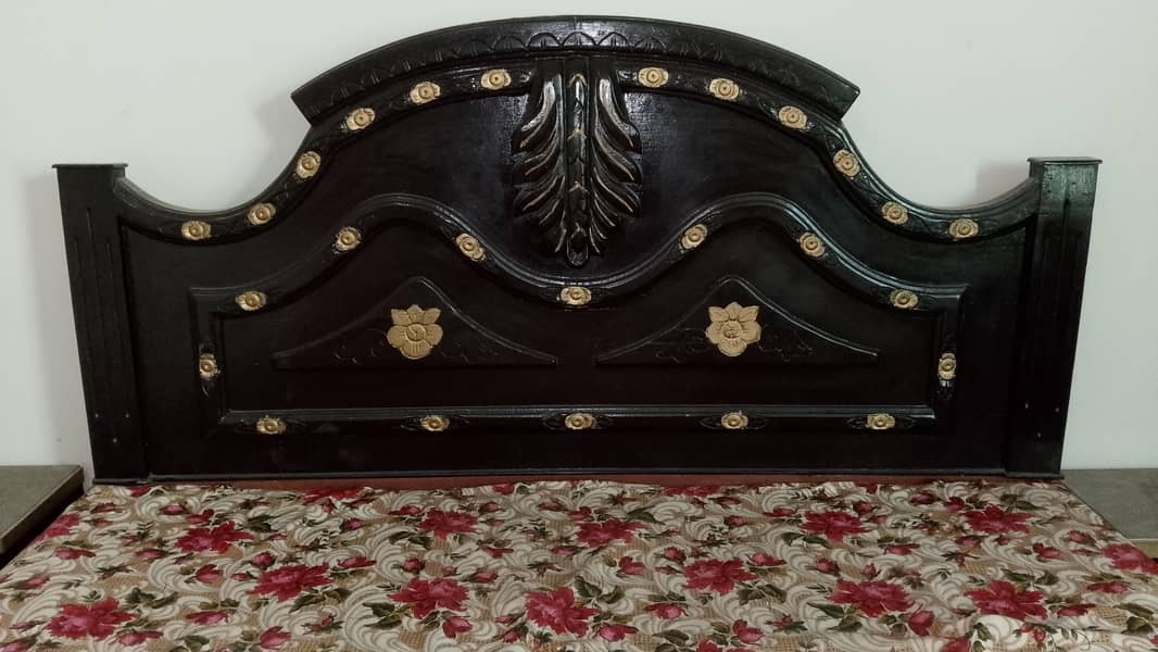 100% Solid Wooden Bed Complete Set 0