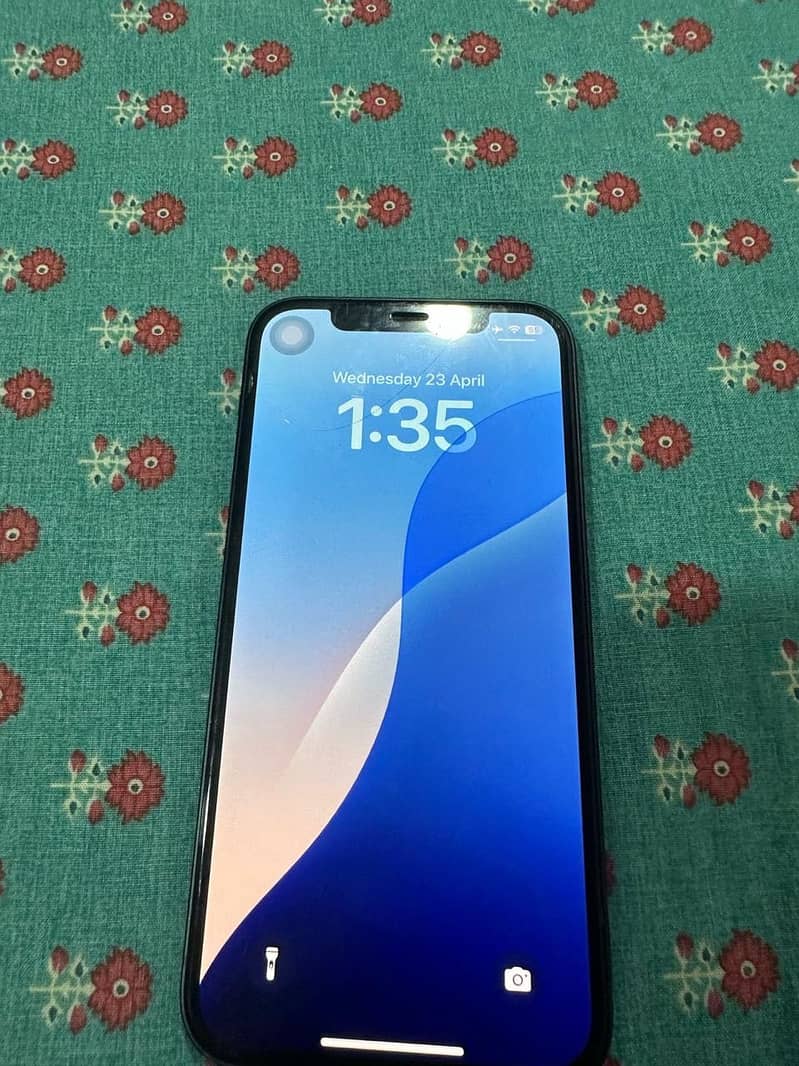 Apple iPhone 12 3