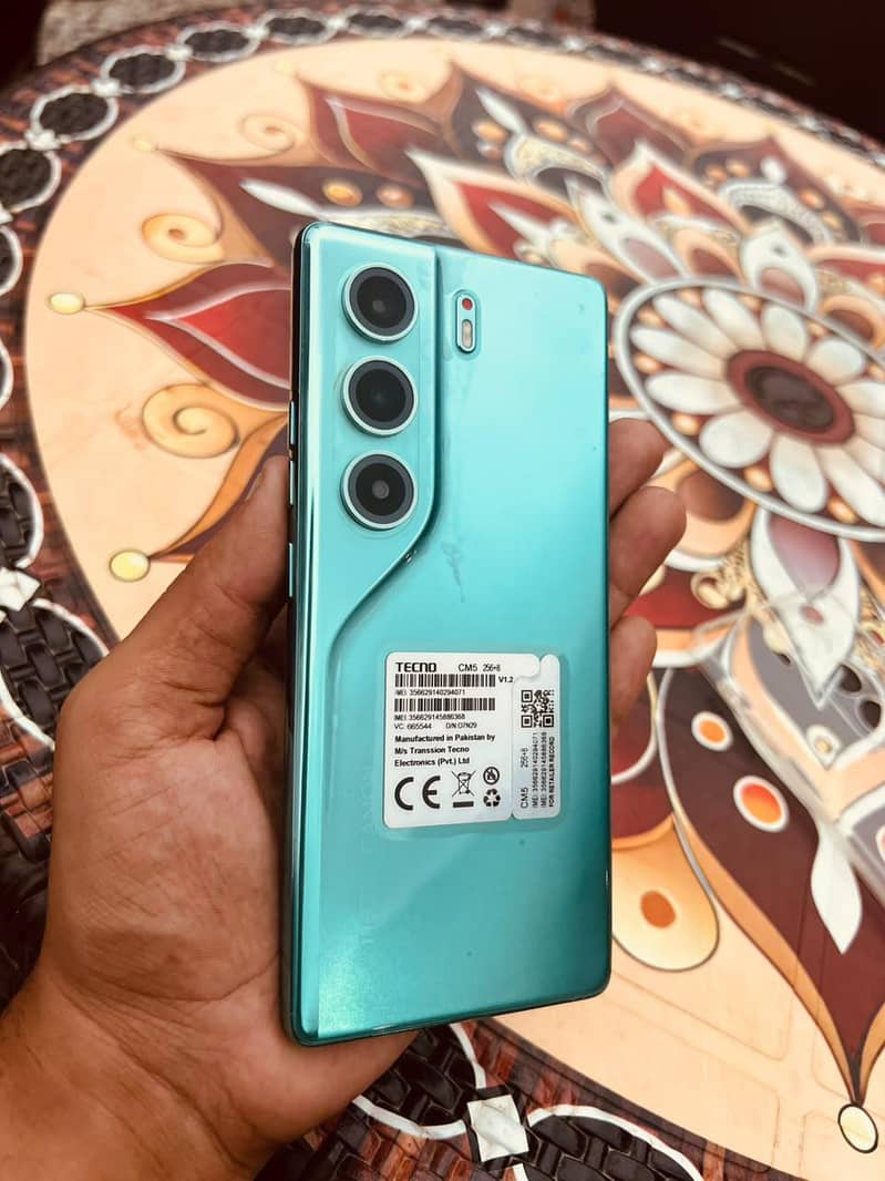 Tecno CAMON 40 4