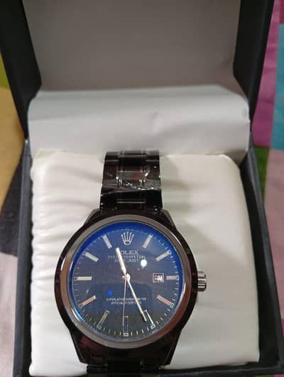 Title: "Premium All-Black Elegant Men's Watch - Brand New"