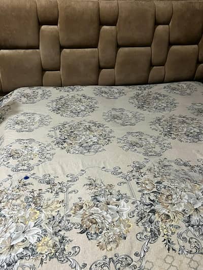 Bed poshish for sale
