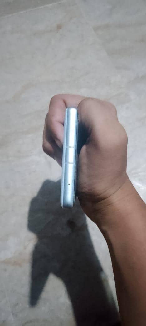 google pixel 7a 3