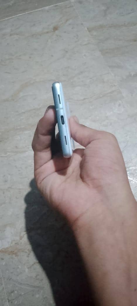 google pixel 7a 5