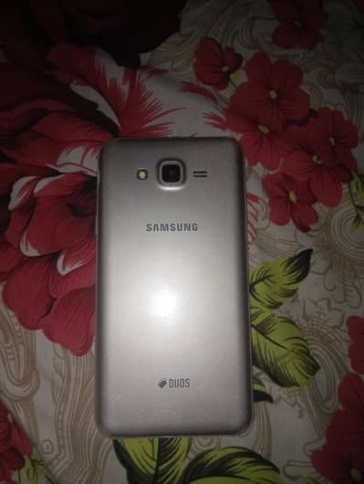 Samsung Mobile J7 Core