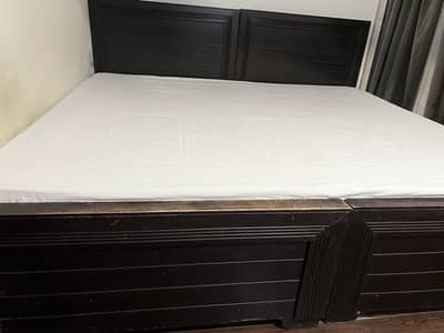 2 single bed with two moltyfoam