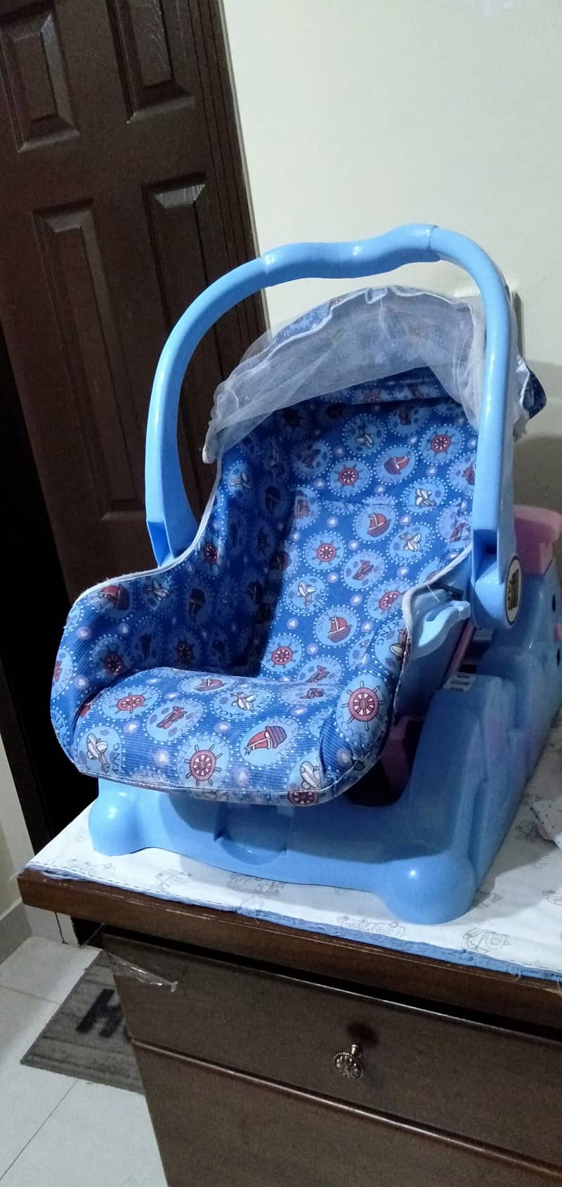 Carrycot 2