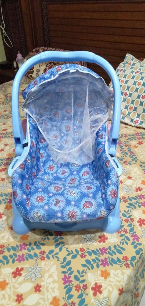 Carrycot 3