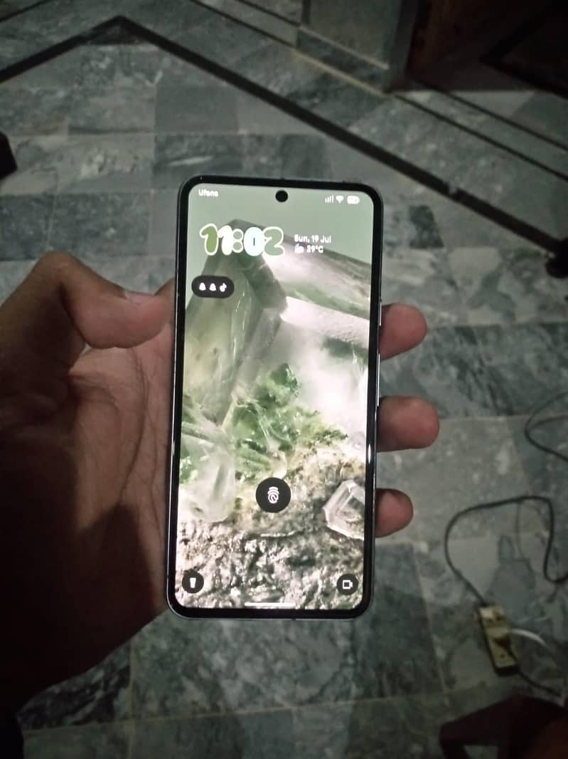 Google Pixel 8 1