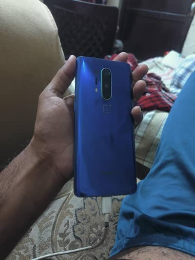 One Plus 8 Pro 12/256 hai back Change bki chalne Mai koi issue nhi