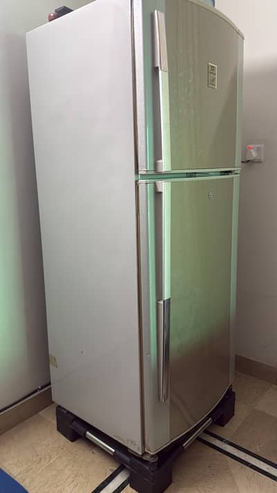 Refrigerator
