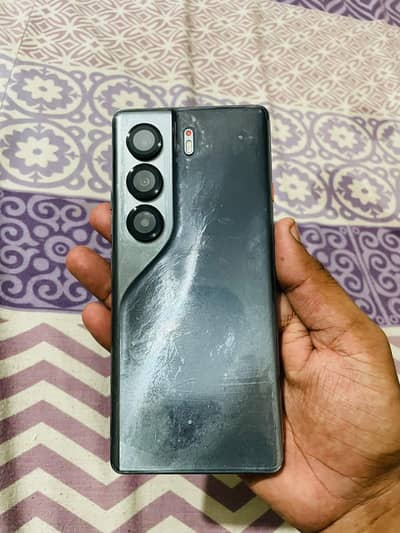 Tecno CAMON 40 Pro