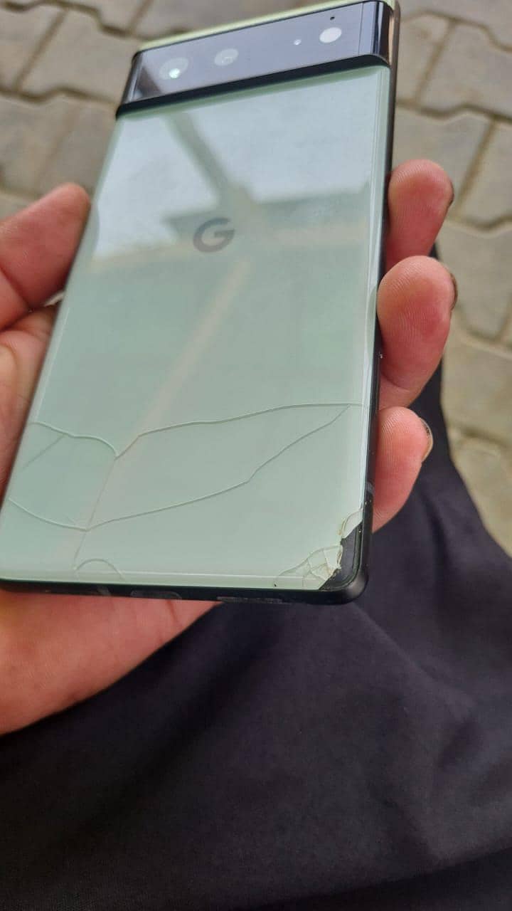 Google Pixel 6 0
