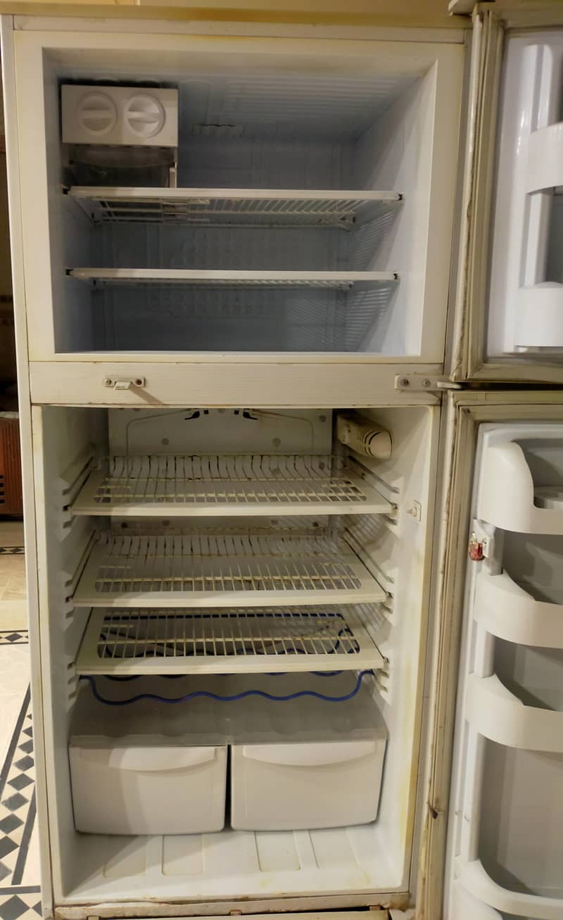 refrigerator 2