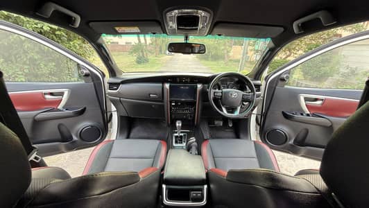 Toyota Fortuner Legender 2023 Total Genuine. I am 1st owner.