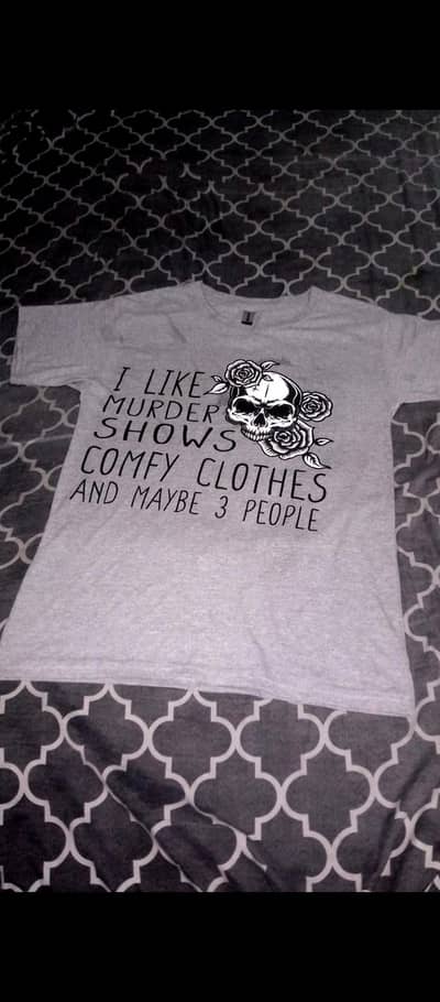 Graphic slogan T-shirt -Skull roses true goth tee - Great condition