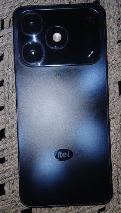 itel A90   4/64