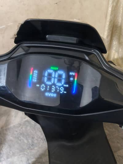 Graphene battery