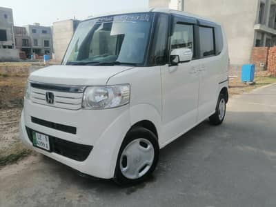 Japanese Honda N Box automatic car 22km fuel average in city