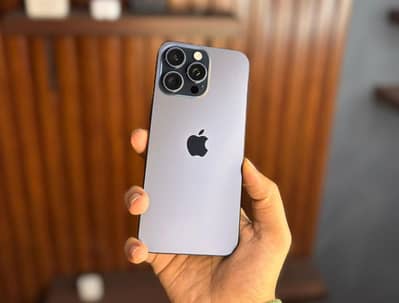 IPhone 14 Pro Max pta approved 99% helath LLa model