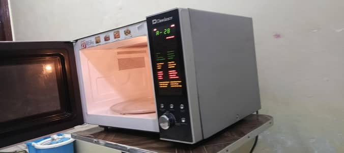 Dawlance 2 in 1 microwave grill oven