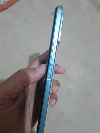 Vivo Y21