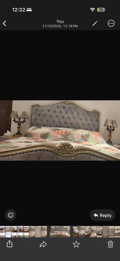 Renaissance bed set
