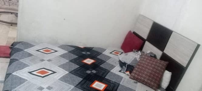 Woodeen bed single