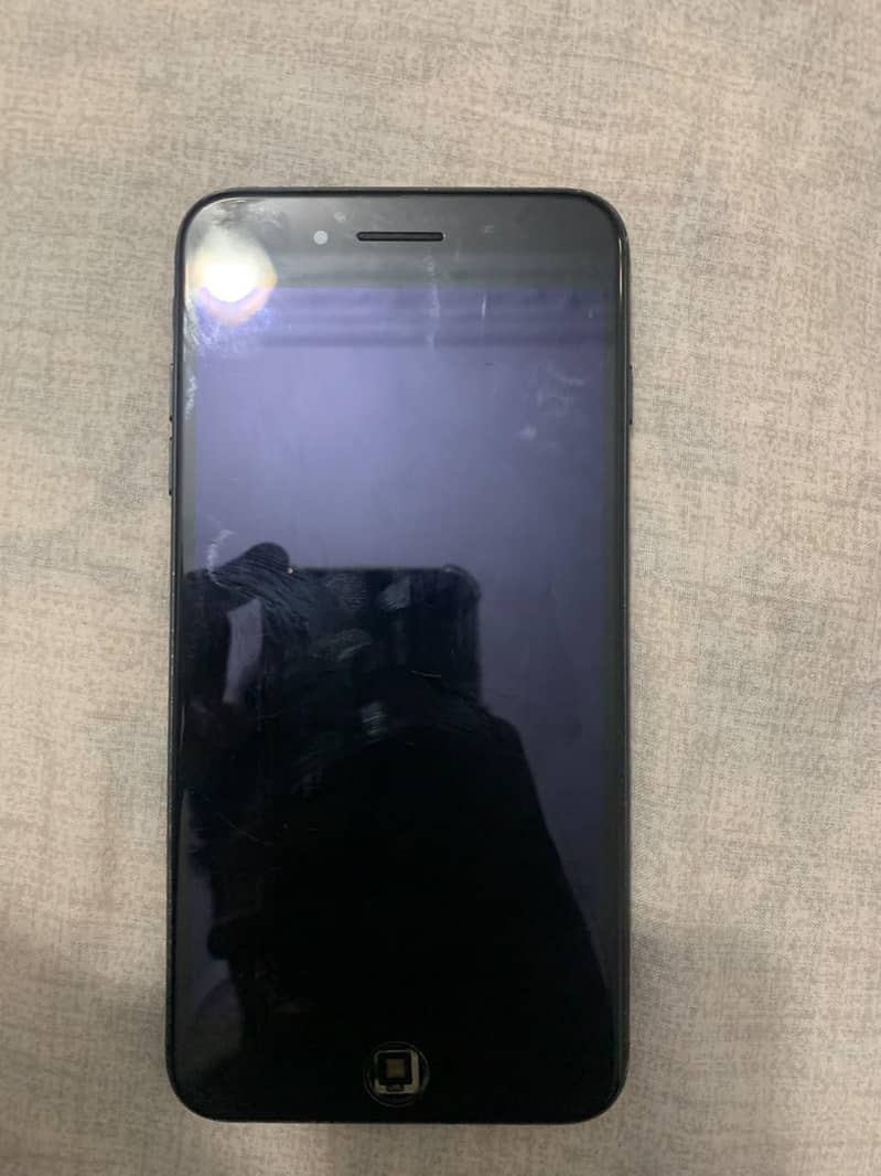 Apple iPhone 7 Plus 0