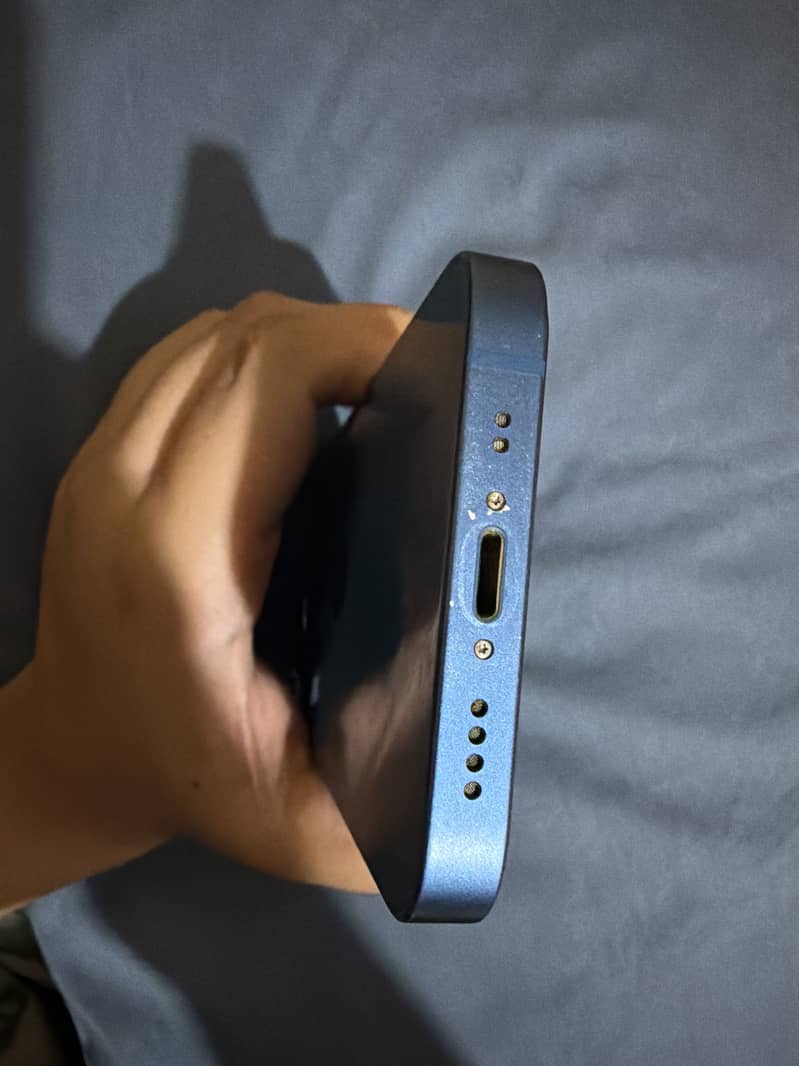iPhone 13 Mini 2