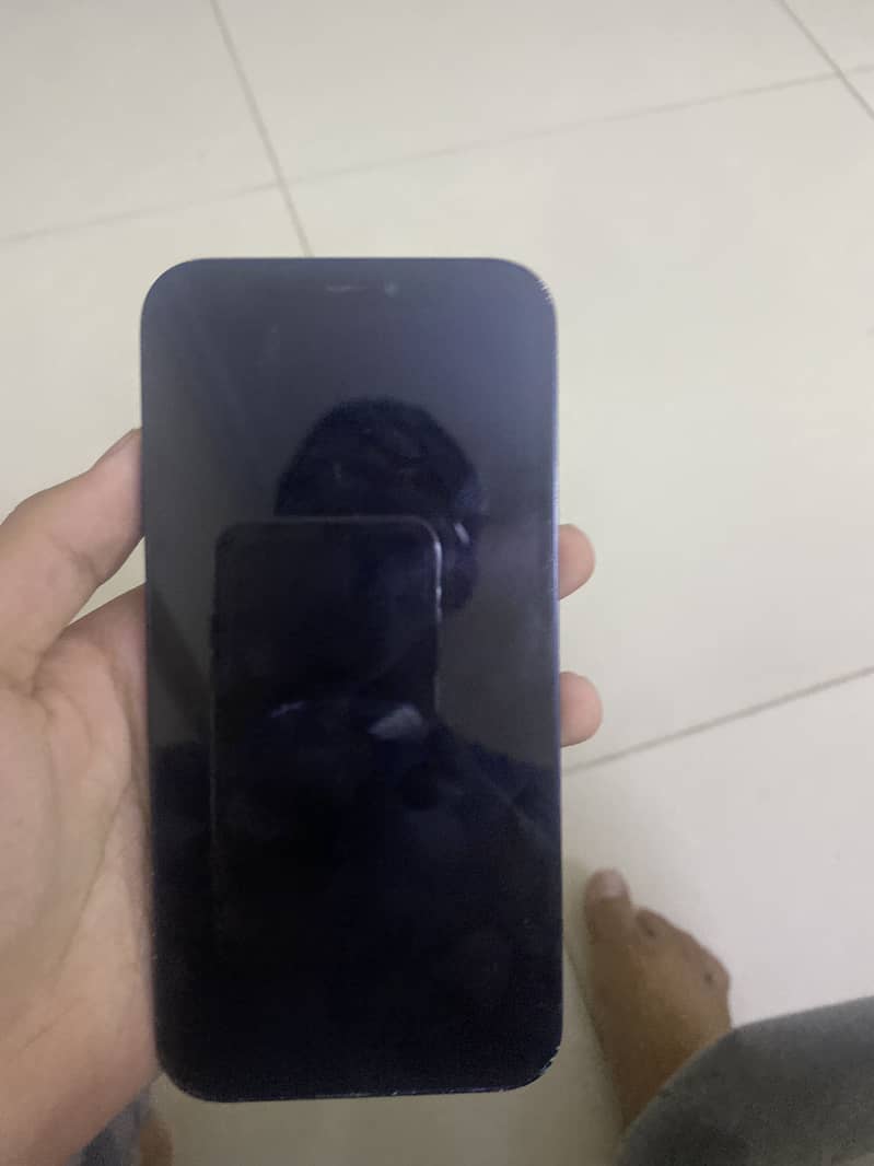 iPhone 12 sim working 4