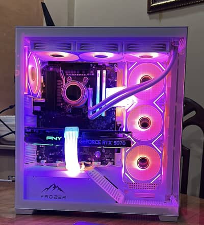 Ryzen 7 7800X3D RTX 5070 32GB DDR5 Gaming PC