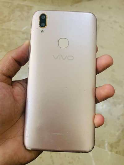 Vivo V9 4/64gb