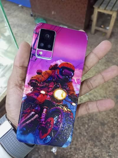 Vivo V21