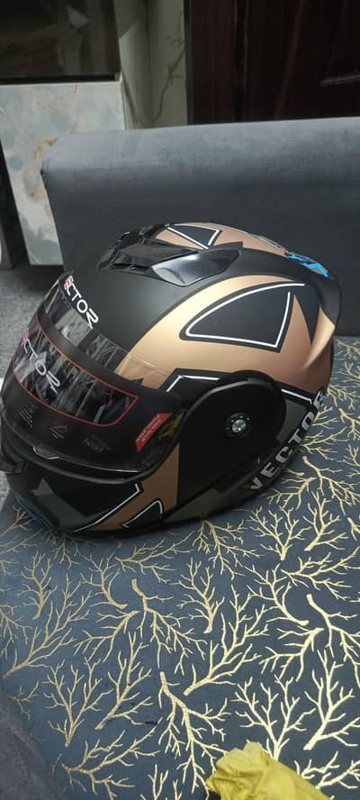 New Vector Helmet Large 59-60 High quality fase rider