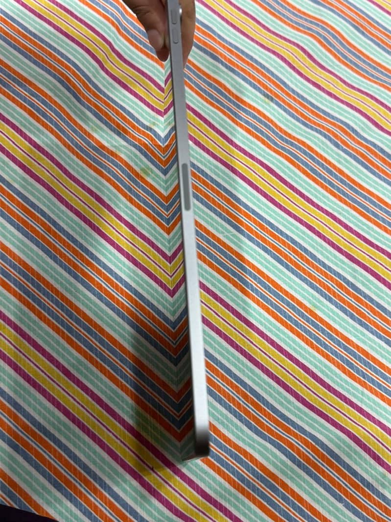 IpadAirM2(2024) 6