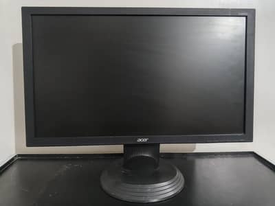 Acer-24" Black LED Monitor/Screen