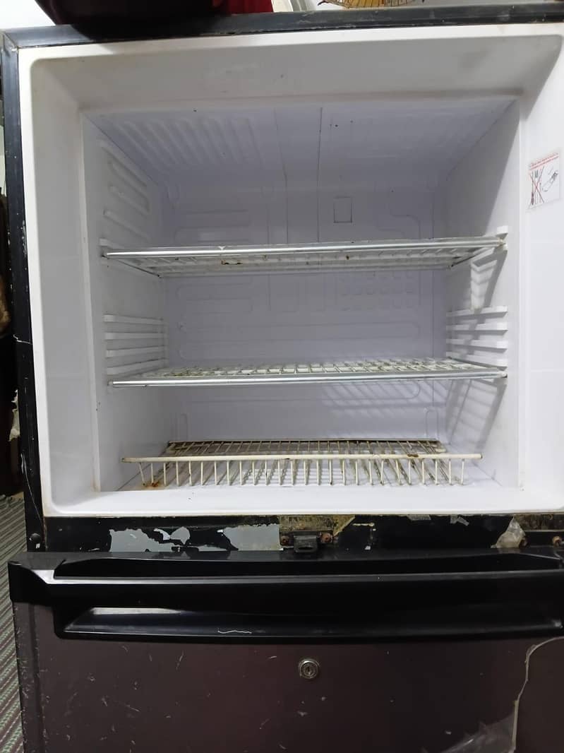 Fridge 1
