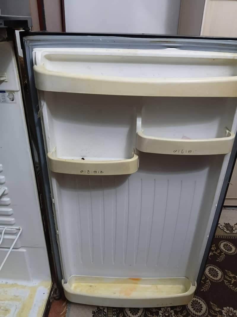 Fridge 4
