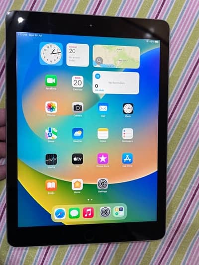 APPLE IPAD 5th gen 32 perfect battery backup