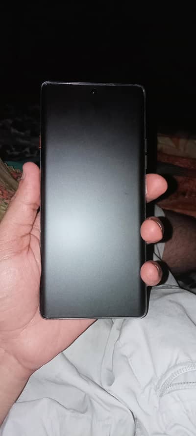 Infinix camon 40 pro 8+8 256