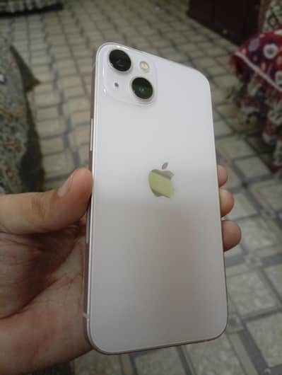 Apple iPhone 13