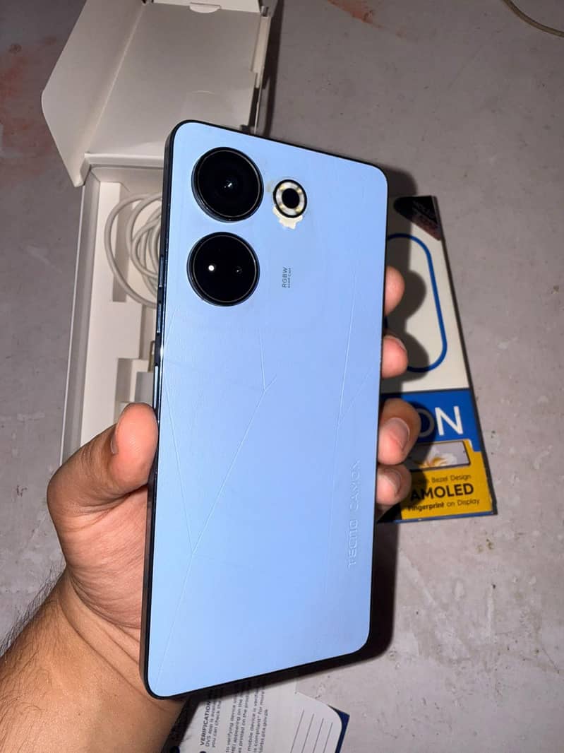 Tecno CAMON 20 3